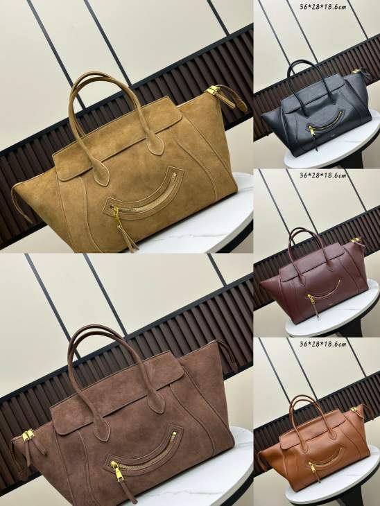 Picture of Celine Handbags _SKUfw225666956fw